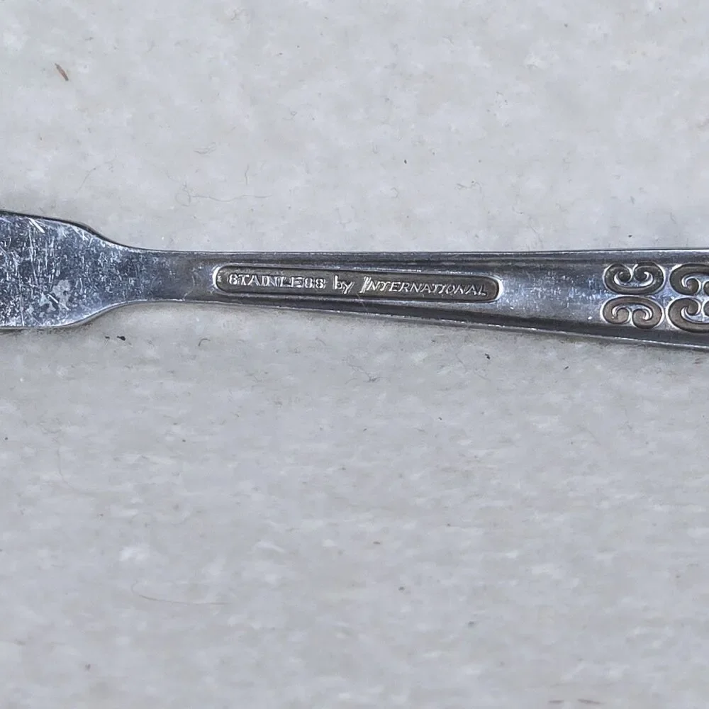 Vintage International Silver Serenata Butter Knife 7